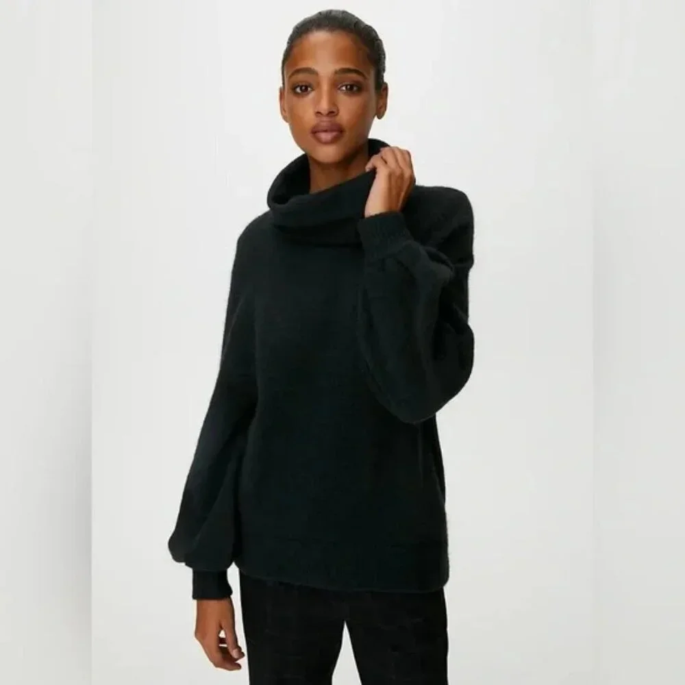 Aritzia Babaton The Group Adichie  Oversized Turtleneck Sweater Black Medium - Picture 3 of 8